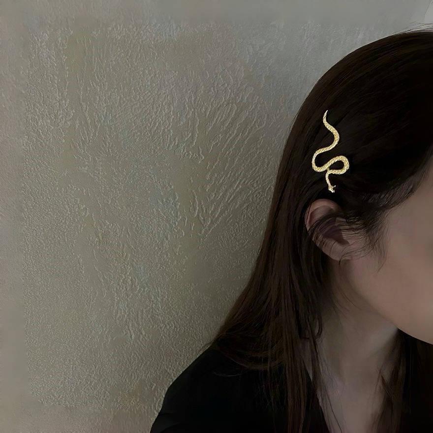 European & American Snake-Shaped Hairpins: Cool, Retro Dark Niche Hair Accessories for Side Bangs.