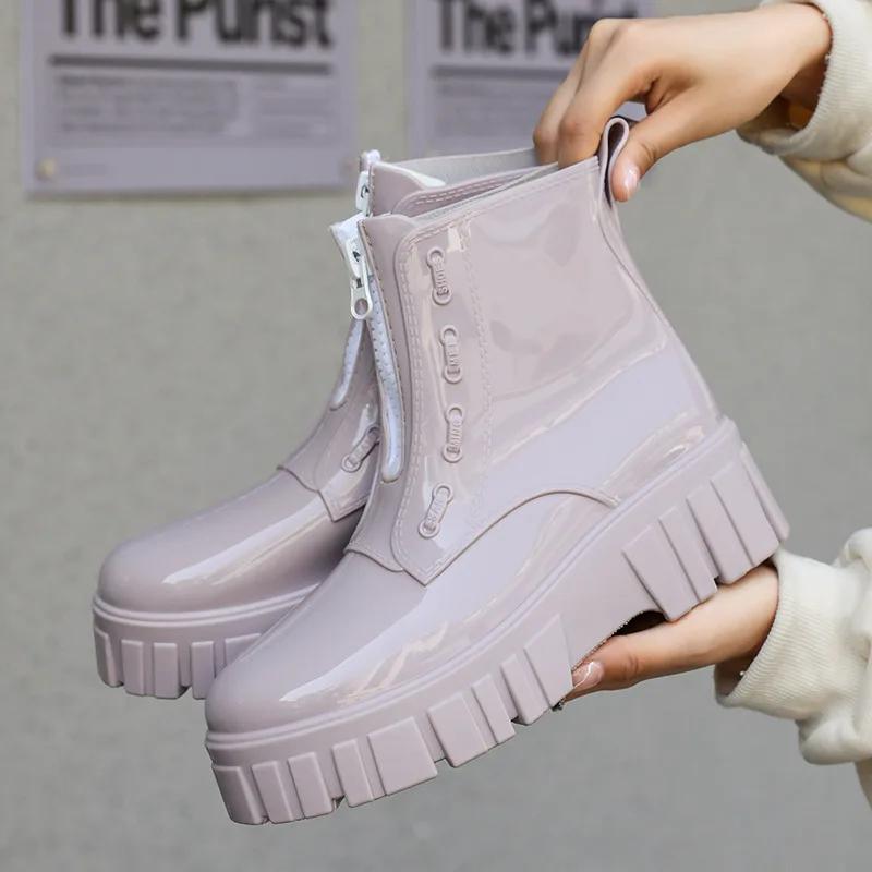 Fashion Mid Tube High Top Motorcycle Rain Boots  Women's Anti Slip and Wear-resistant Rain Shoes  Women Fashion Punk Thick Soled Shoes