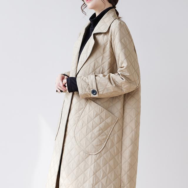 Women's Korean-Style Fashionable Autumn Winter Trench Coat Lightweight Mid-Length Loose Coat with Stylish Diamond Pattern