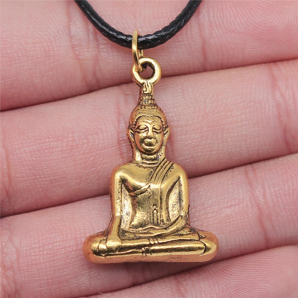 17 stilar Buddha-staty Hänge Halsband Svart Läderkedja Halsband Fabrikspris Handgjorda Smycken