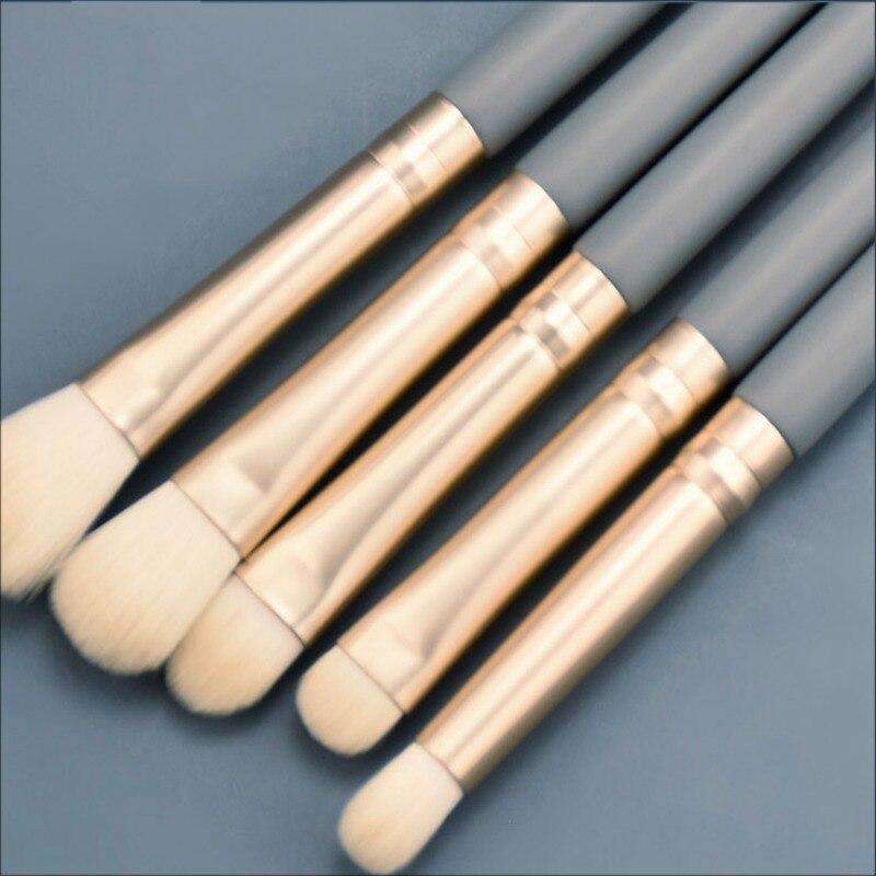10 Pcs Makeup Brush Set Makeup Concealer Brush Blush Loose Powder Brush Eye Shadow Highlighter Foundation Brush Beauty Tools