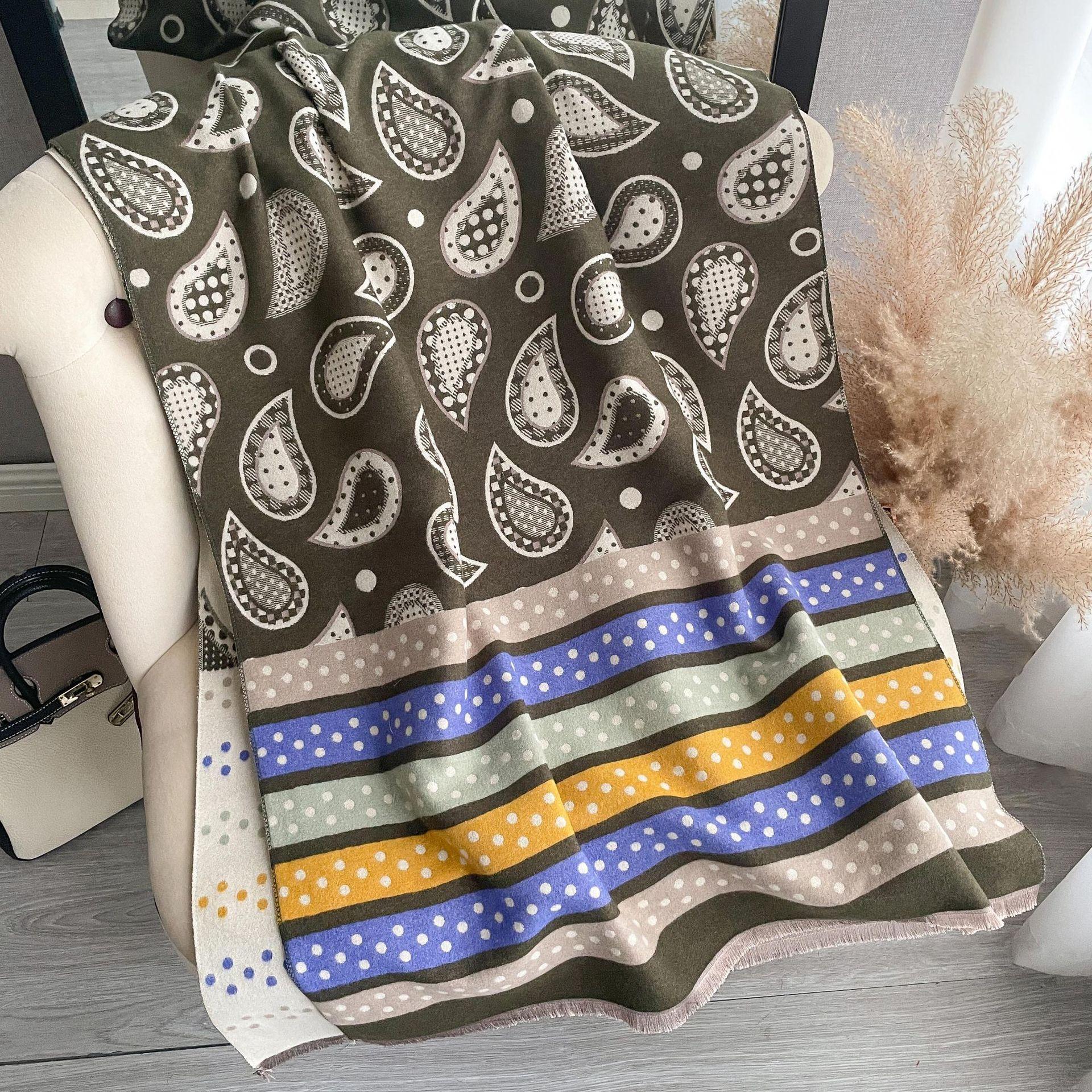 

Цвет Горошек Цветок кешью Имитация кашемира Шарф Женская мода Утолщенный Теплый Двусторонний Шаль Шарф 190*65cm зелёный