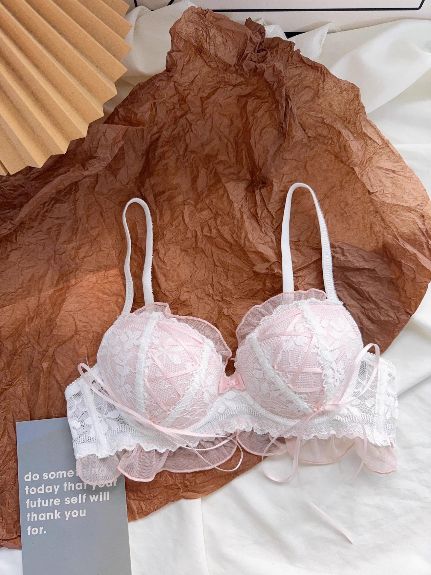 

Japanese Lace-Up Wire-Free Push-Up Lolita Bra for Small Chest 32/70 AB