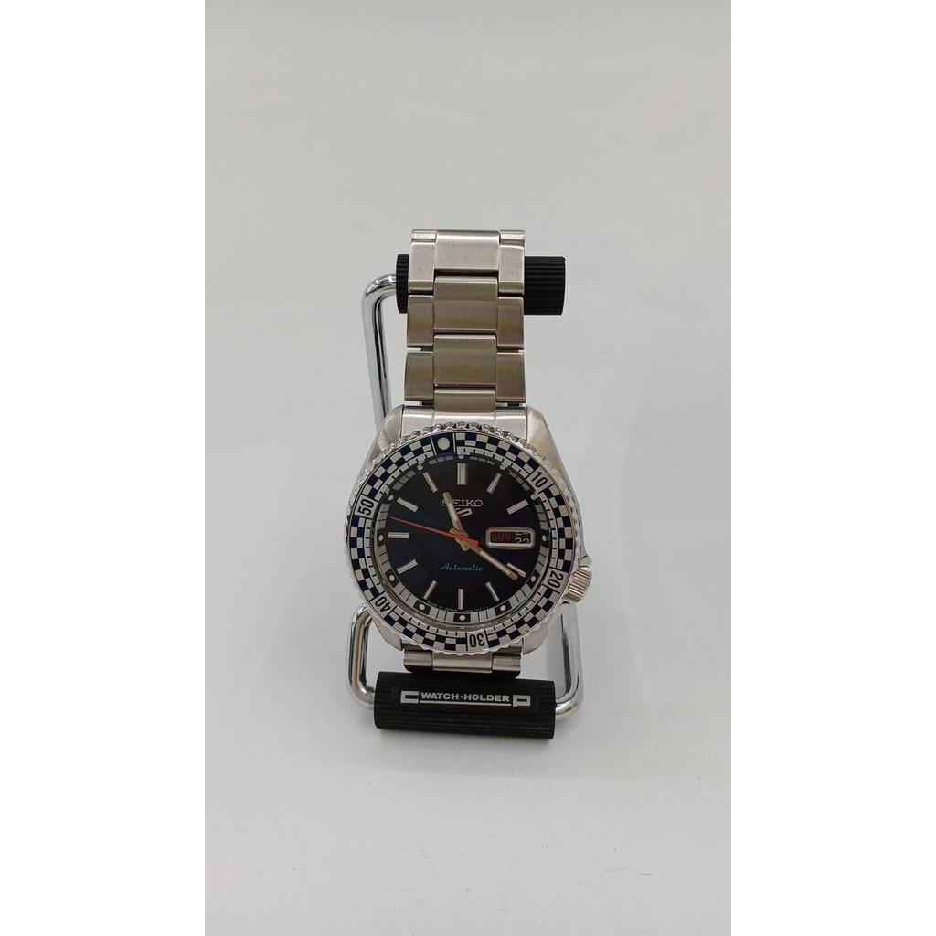 Used SEIKO 4R36-15Z0 automatic watch