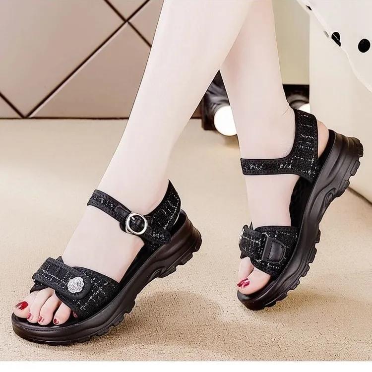 Women's Summer Casual Beach Sandals Youth Round Head Comfortable Breathable Non-slip Sandals