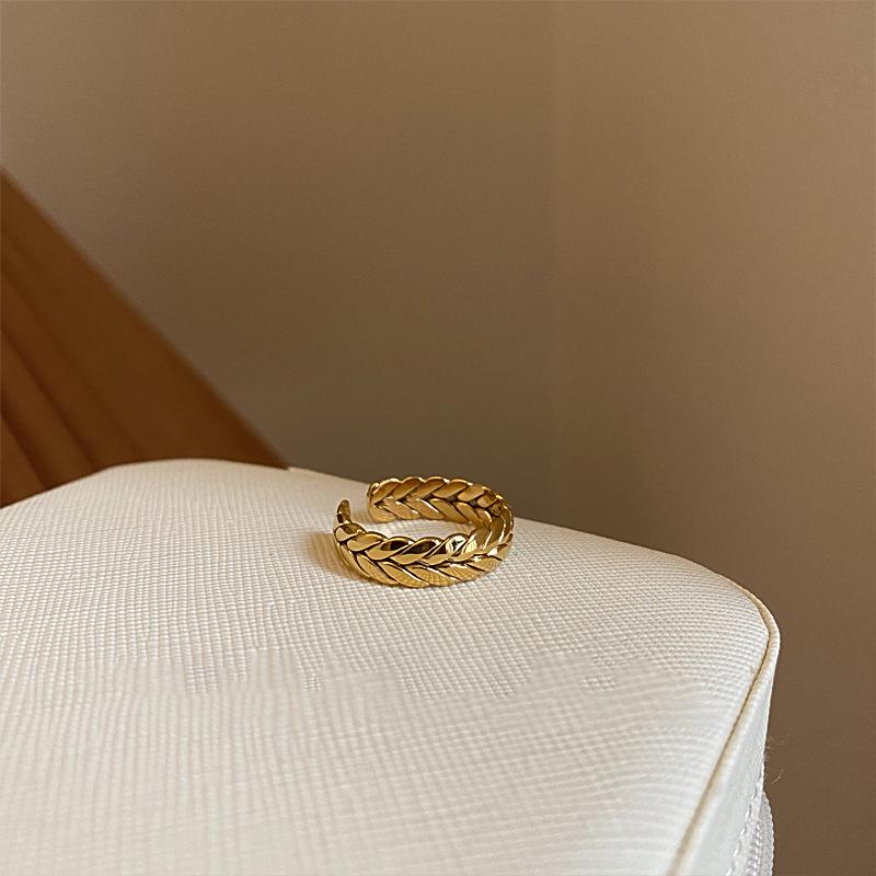 

Кольцо в корейском стиле, золотое, с плетением в виде пшеничного колоса, с модным дизайном - издание 2025 года