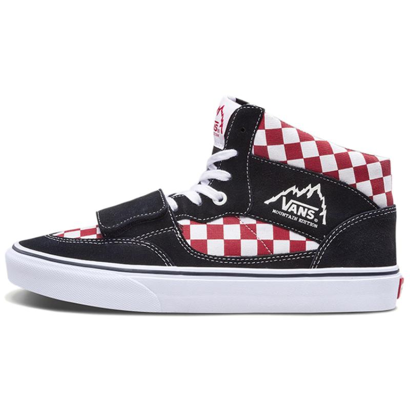 

Vans Mountain Edition Checkerboard Black/Red Vans VN0A3TKG35U 42