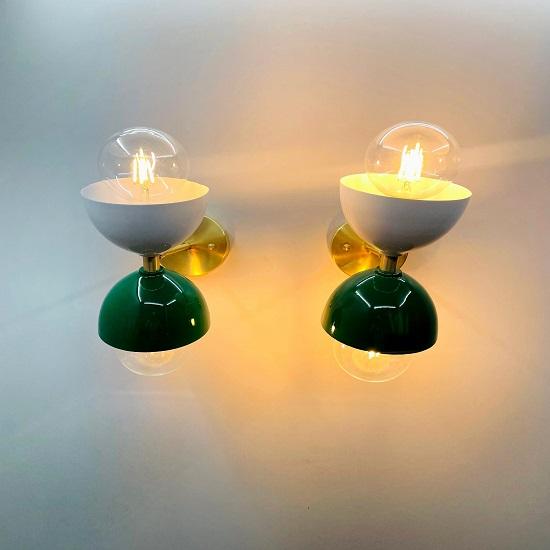 

Пара настенных бра Diabolo с латунными акцентами | Итальянский дизайн 1950-х годов | Изготовленный на заказ светильник с 2 лампами для стильного домашнего освещения