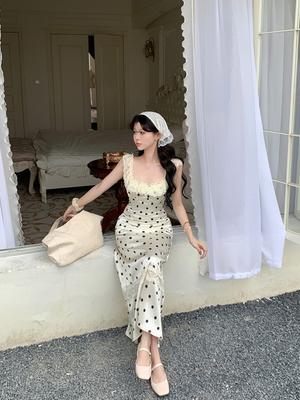 This Year's Popular Beautiful Skirt Women's Summer French Temperament White Lace Splicing Polka Dot Dress