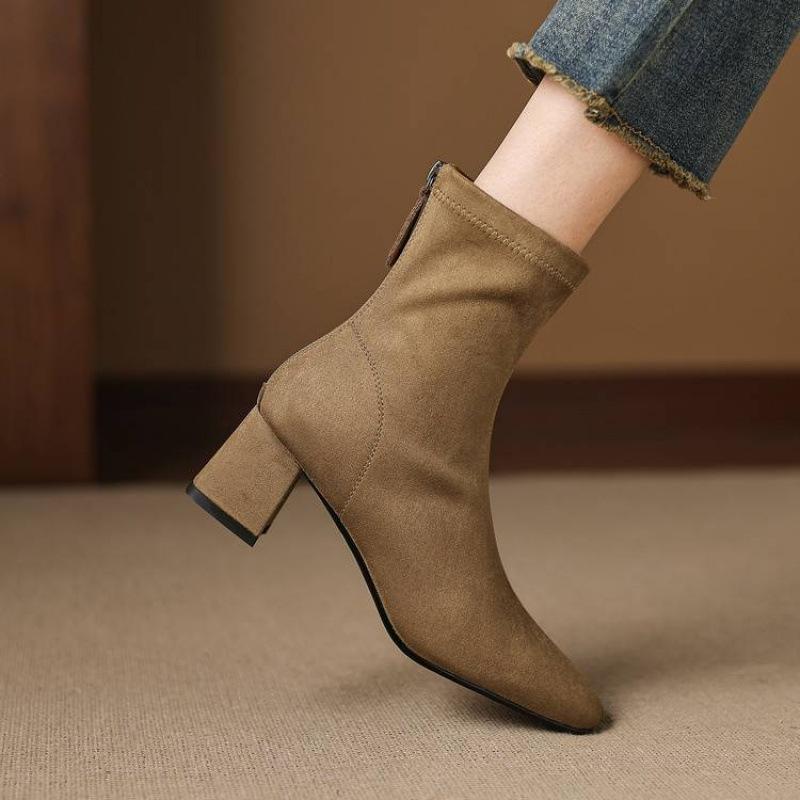 Autumn and Winter Square Head Medium Heel Martin Boots Leather Elastic Fleece Rear Zipper New Low Boots Square Heel Large Size Short Boots Women