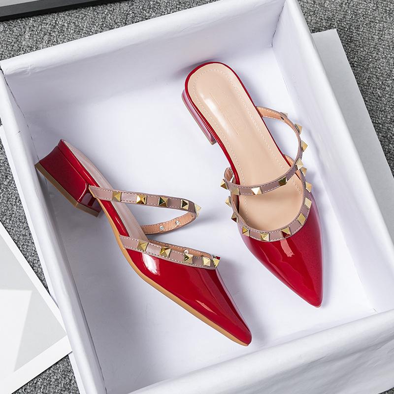 Fashion Ladies Slippers Summer New Outdoor Rivet Slippers Women's Middle Heel Sandals Women Slippers Plus Size 41-43