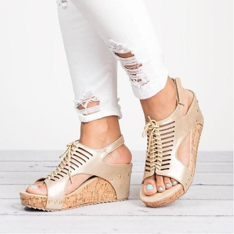 Elegant Women's Frenulum Vintage Platform Sandal With Comfortable Open Toe Design