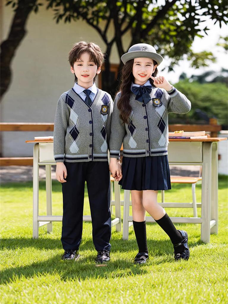 Dreiteilige Pullover-Uniform im britischen Stil für den Chor der Grundschule und den Kindergarten