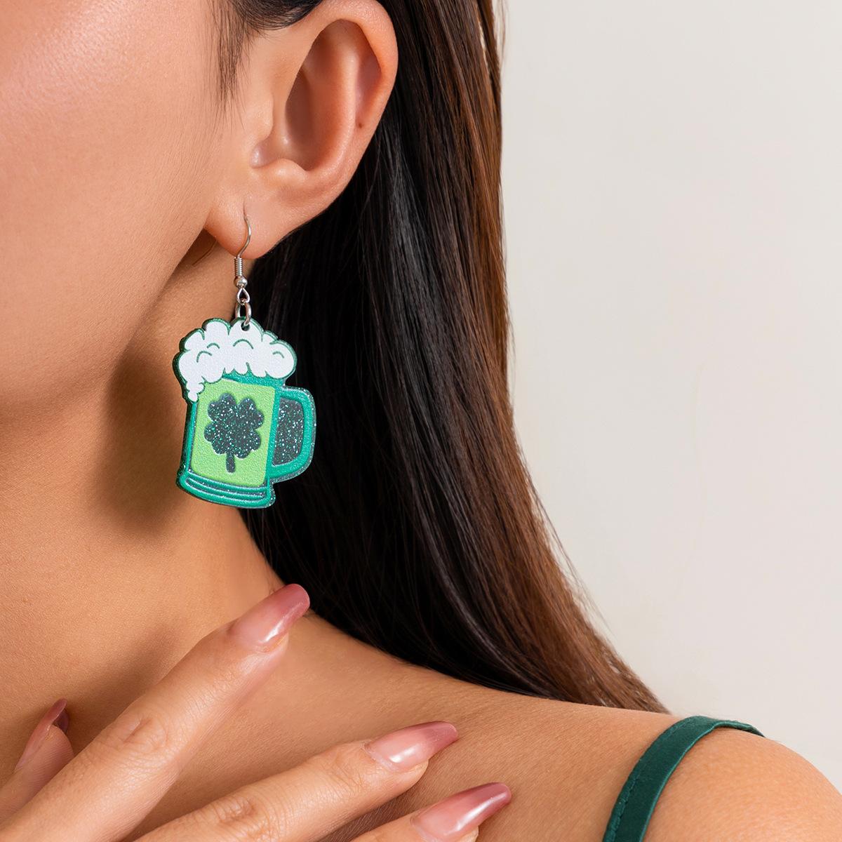 Green Clover Letter Stud Earrings Female Personality Vintage Green Micro-Set Rhinestone Earrings