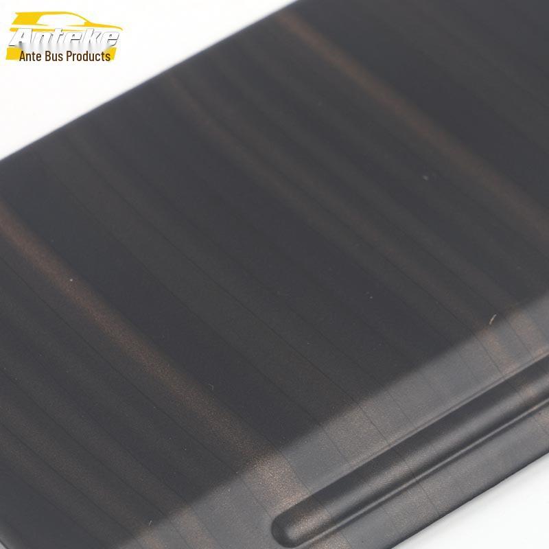 Lynk & Co 09 Rear & Third Row Anti-Kick Decorative Pads