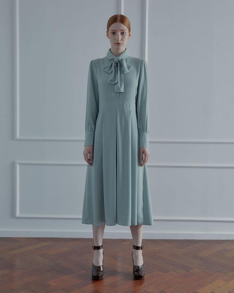 Salon De Seoul Lily Pleated Dress - Mint