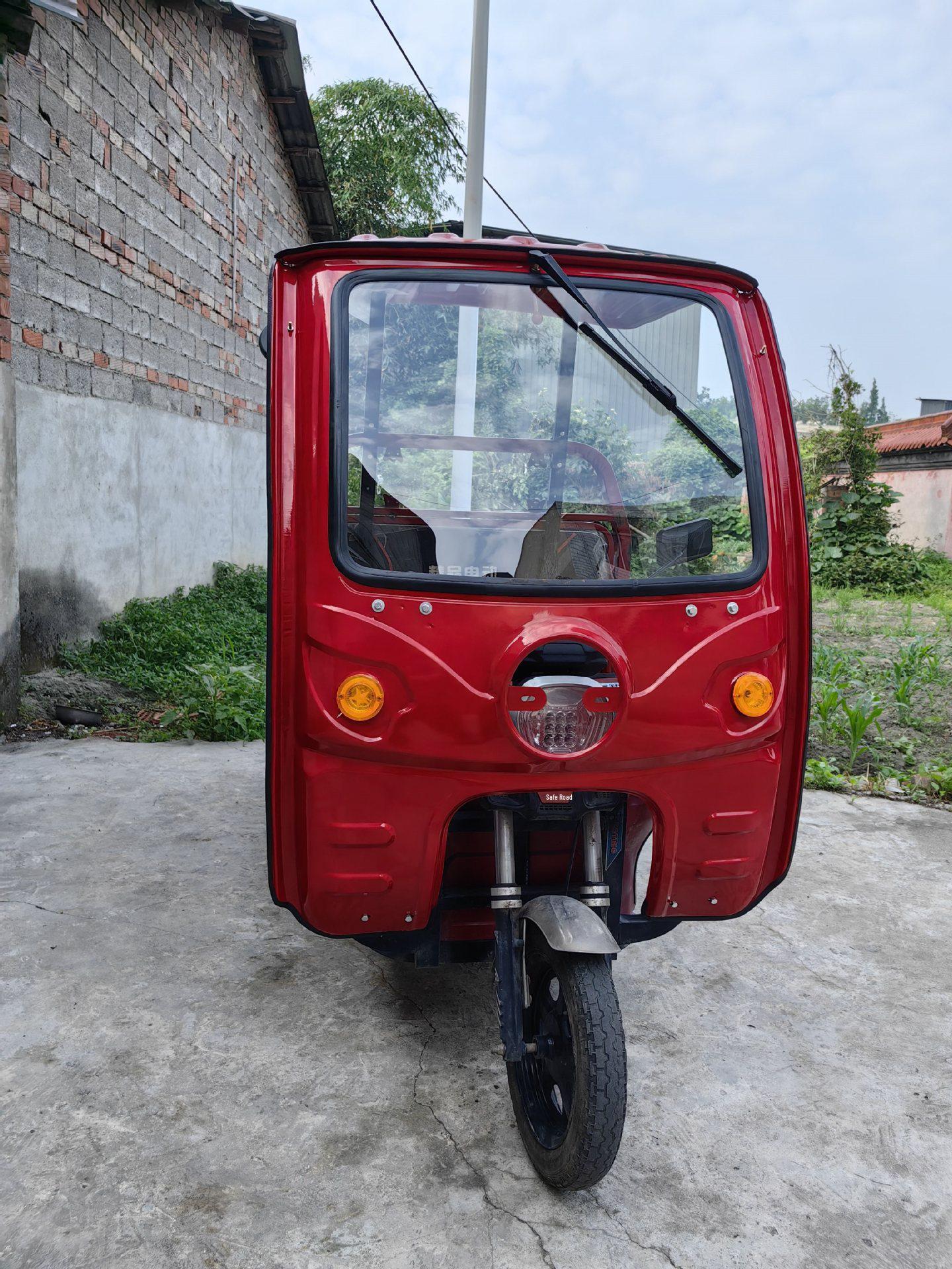 Galvanized No-Punch Dual Bracket Front Canopy for Electric Tricycles - Rain Protection Model