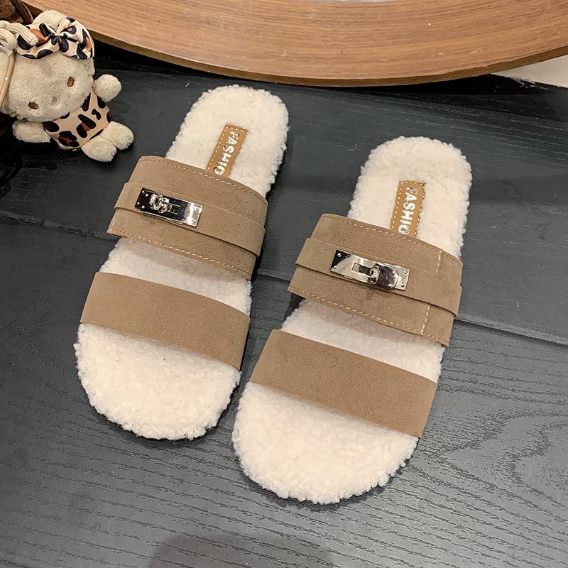 2025 autumn and winter new fashion versatile flat bottom one-word slippers women wear casual and comfortable fluffy slippers women