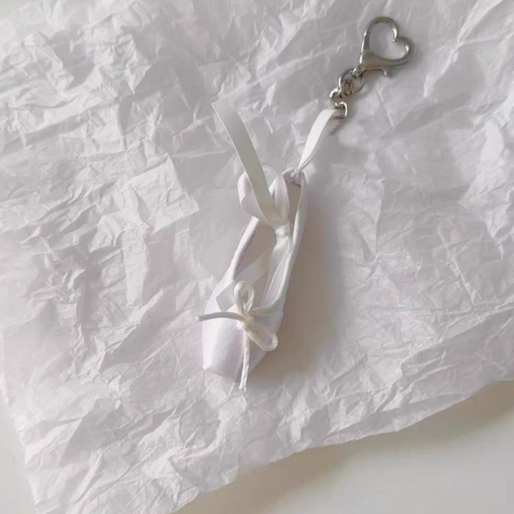 Multipurpose Mini Ballet Shoe Keychain Adornment Bag Hanging Charm for Decorating Handbags Wallets or Car Interiors