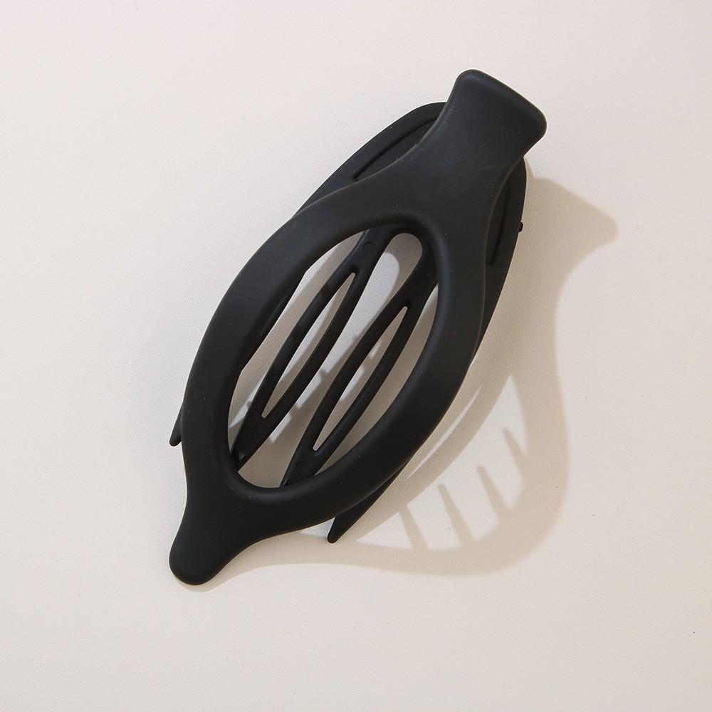 Large Round Duckbill Hair Clip with Strong Grip and Bendable Teeth - Hair Accessory