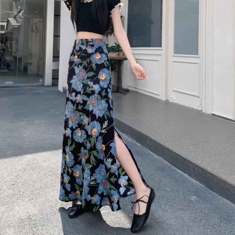 

Women s Spring and Summer Side-Slit Floral Chiffon Half Skirt French Style Alluring Bodycon Mermaid Long Skirt S озеро синього кольору