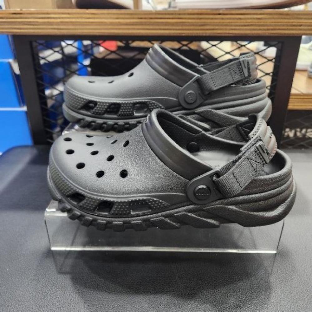 

Crocs Dp01 Crocs Duet Max 2 Сабо 208776 001 color/230