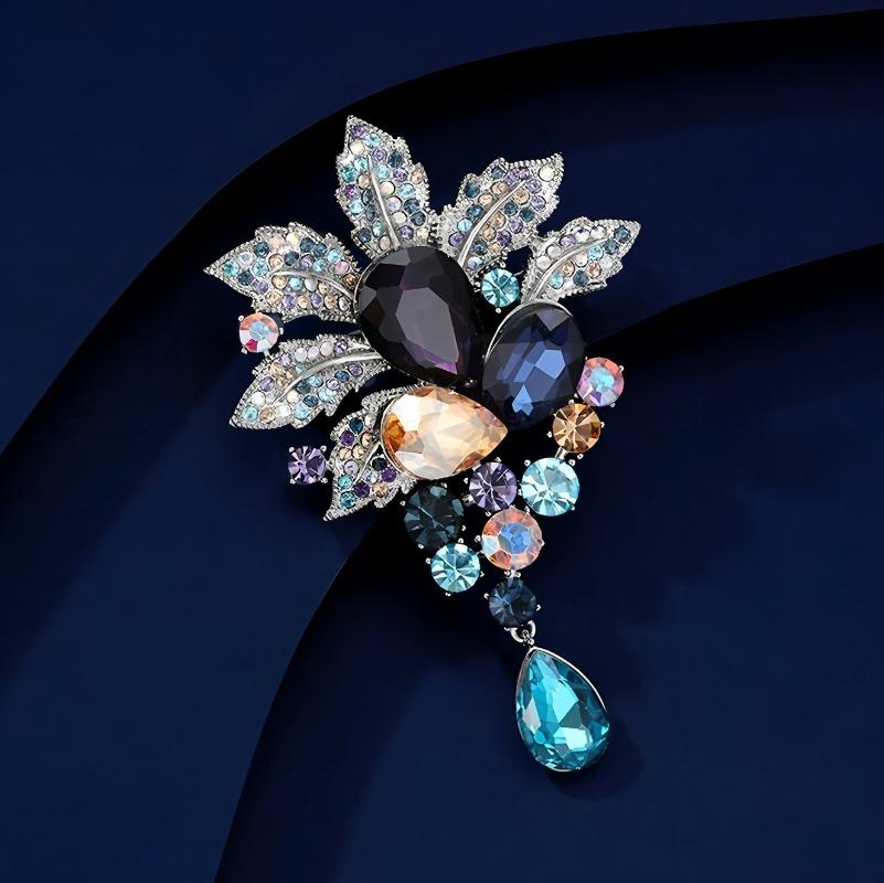 

Роскошная и ослепительная брошь в виде листа, Изысканная и модная брошь в виде листа, Брошь с нишевым дизайнерским чувством