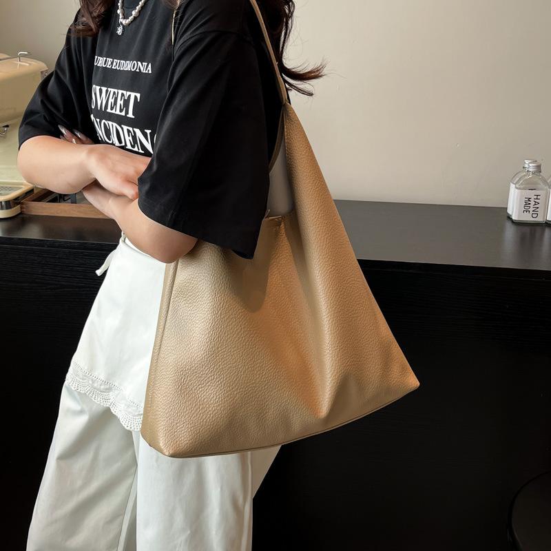 Simple bag commuter tote bag women's new trendy solid color texture shoulder bag popular underarm bag
