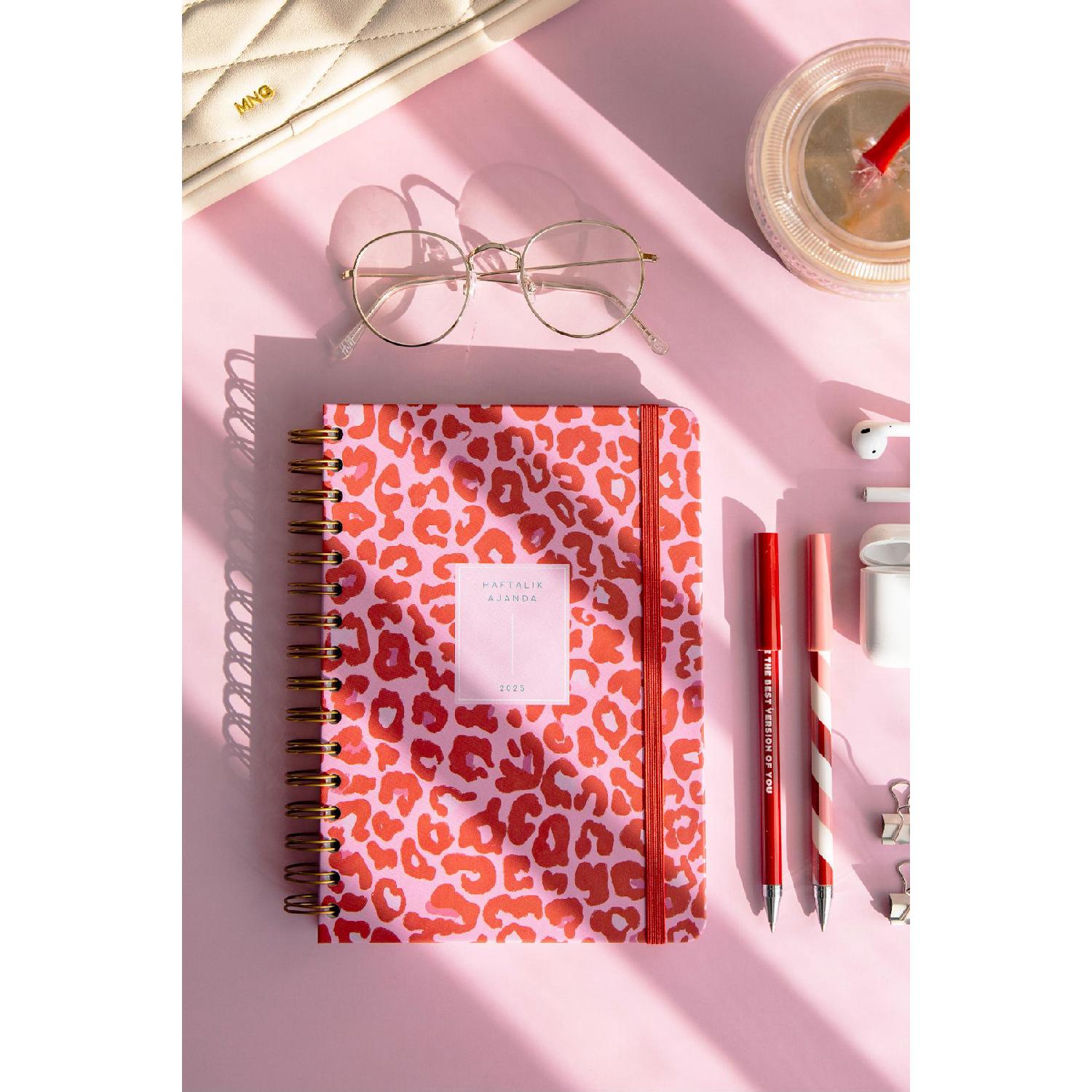 

2025 A5 Spiral Colored Weekly Agenda 12 Months Red Leopard With Motivation Page