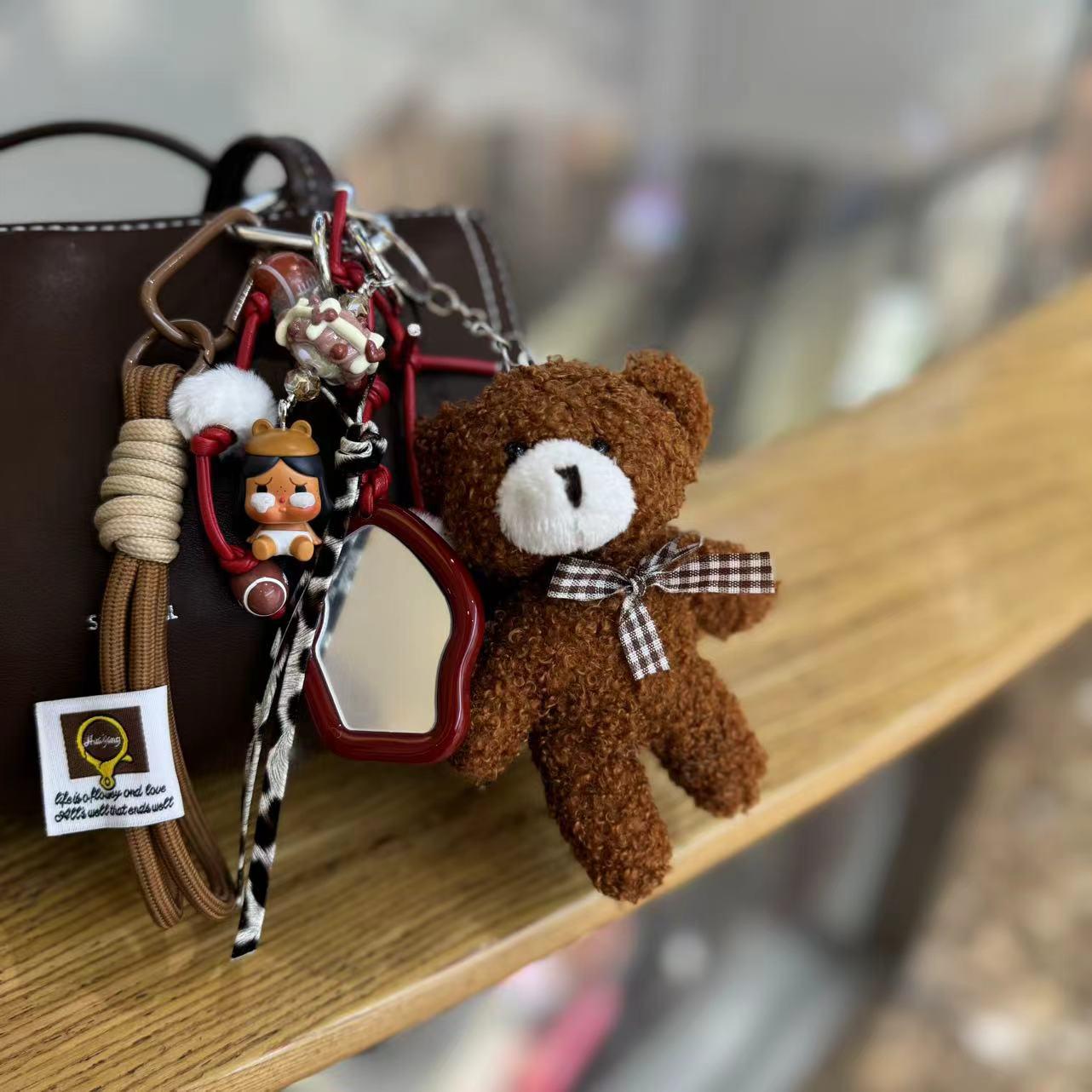 Плюшевый брелок для сумки из серии Miu: Милый кулон-кукла и высокоценный аксессуар-брелок