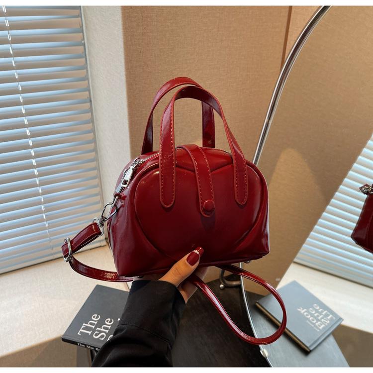 Exquisite niche bags women's bags summer popular versatile fashion women's messenger bags fashion handbags small bags