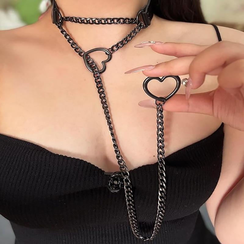

Design Best-Selling Heart O-Ring PU Leather Collar Necklace, Love Pendant Adjusting Clavicle Chain 60