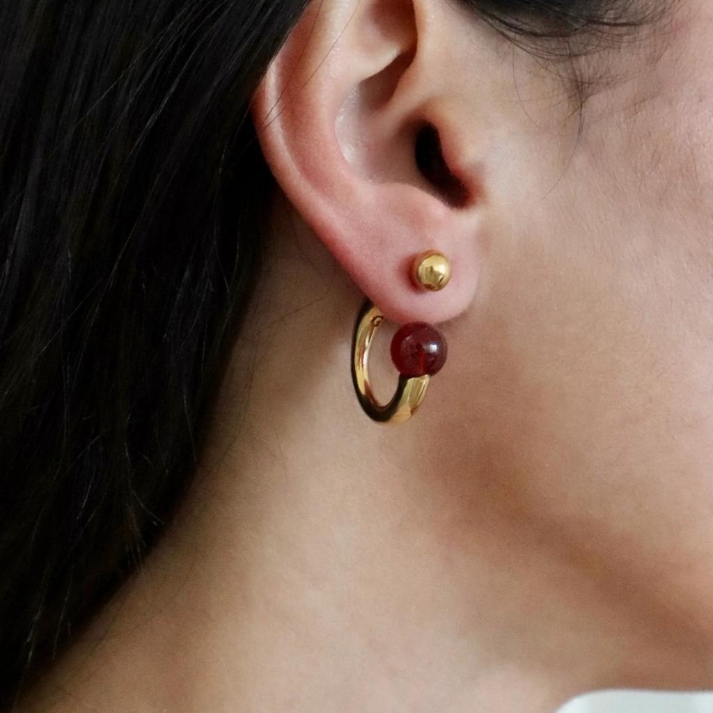 Orecchini Anello in Ottone Placcato Oro 18K Reale con Perla di Agata Rossa Temperamento Versatile Moda Personalizzata Orecchini Semplici
