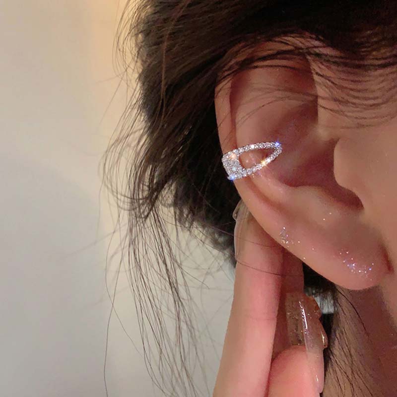 New Fashion Sliver Color Butterfly Ear Clip Earrings for Women Punk Hip Hop Zircon Elf Earring Party Jewelry Gifts