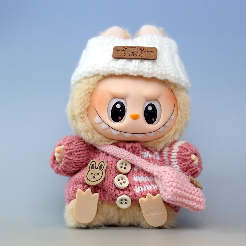 

Комплект одежды для куклы Лабубу: Вязаный свитер, шляпа, пуговица-шарм, маленькая сумка, замена одежды для виниловой куклы