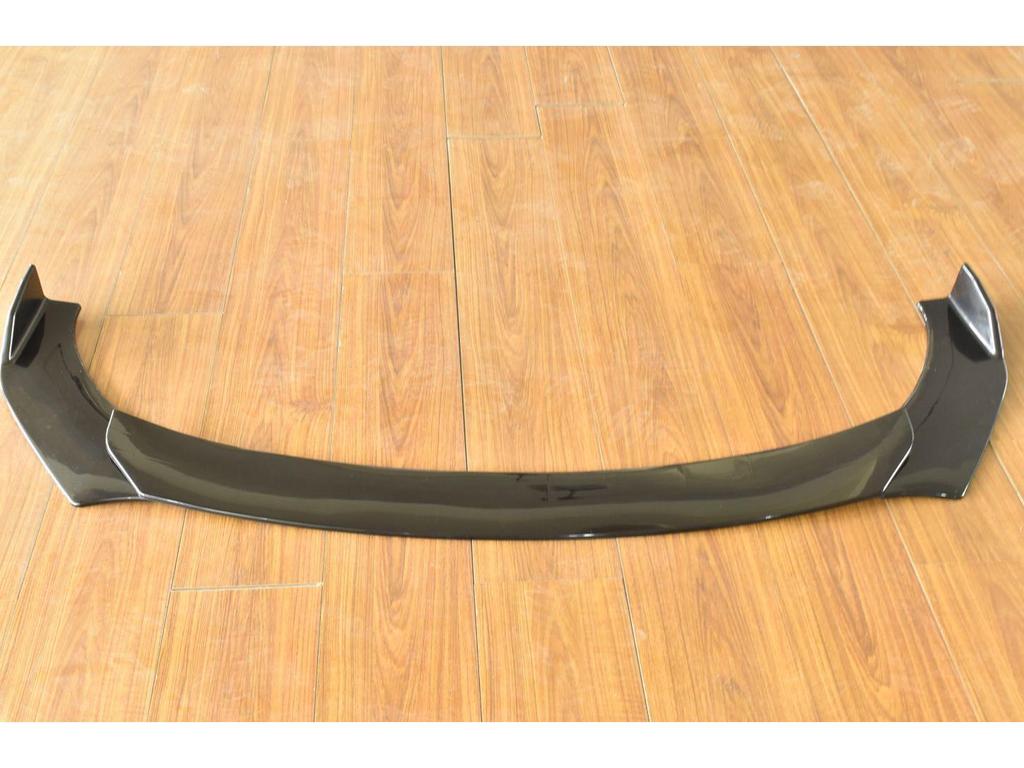 Universal Carbon Fiber Pattern Front Lip Kit for Cars - Three-Piece Accessory Set