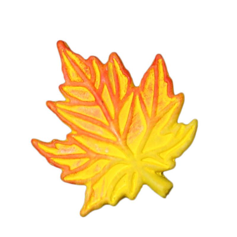 Welcome Garden Resin Ornament With Heart And Maple Leaf For Celebration Gift