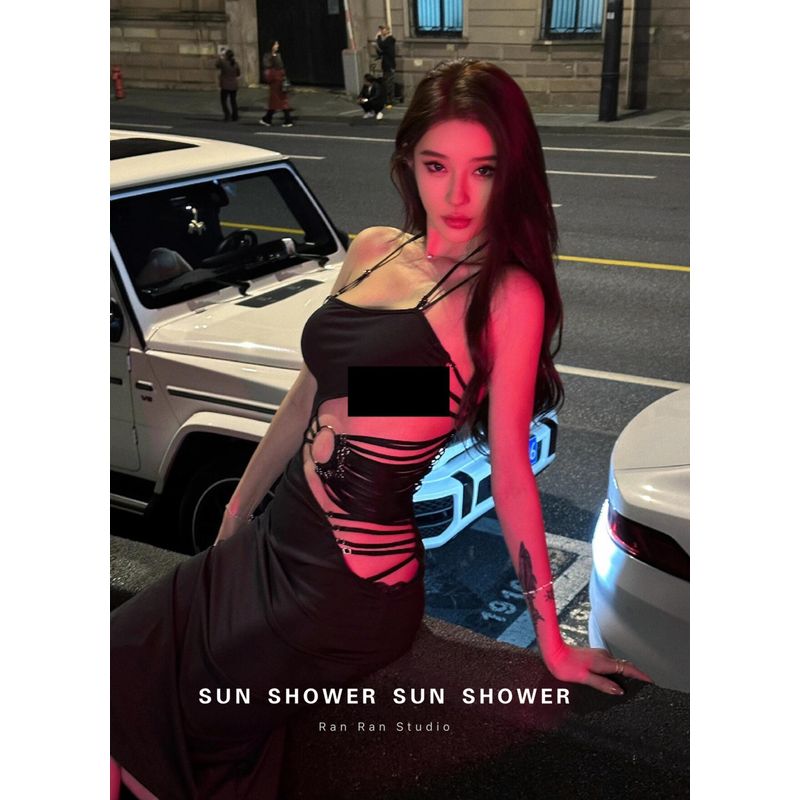 

Fashion Sexy Wind Metal Ring Tied Spaghetti-Strap Dress 2025 New Sexy Crop Top Slim Fit Long Dress In Stock Little Black Dress In Stock M