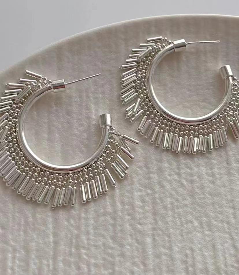 

Серьги-кисточки из серебра 925 пробы во французском ретро-стиле в форме полукруга - Элегантная высокая мода для женщин 925 Silver