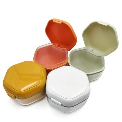 1 peça Caixa de Armazenamento para Aparelhos de Contenção Ortodônticos Caixa de Armazenamento para Aparelhos Invisíveis Caixa Portátil para Limpeza de Próteses Dentárias Recipiente para Armazenamento de Aparelhos