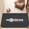 Tapis de porte Logo Korda Fishing Style Nordique Chambre à coucher Salon Tapis de porte Maison Balcon Antidérapant Alfombra