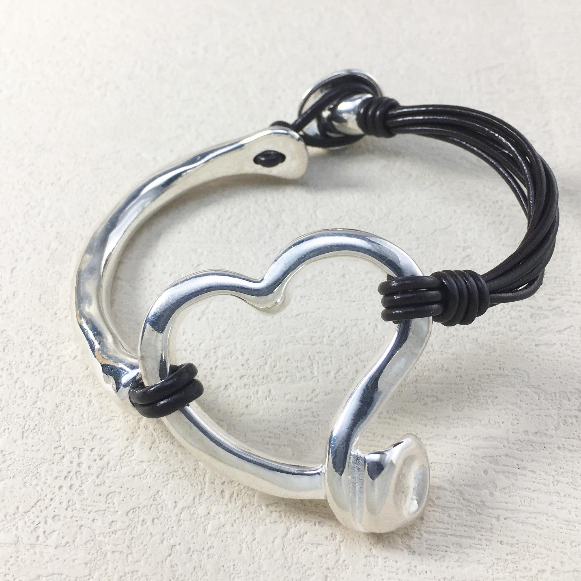 UNOde50 2024 Exquisite Women s Bracelet: Creative  Romantic Gift