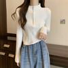 White Knitted Bottoming Shirt Semi-turtleneck Women's Autumn and Winter New Small Sweater Slim-fitting Unique Semi-zipper Short