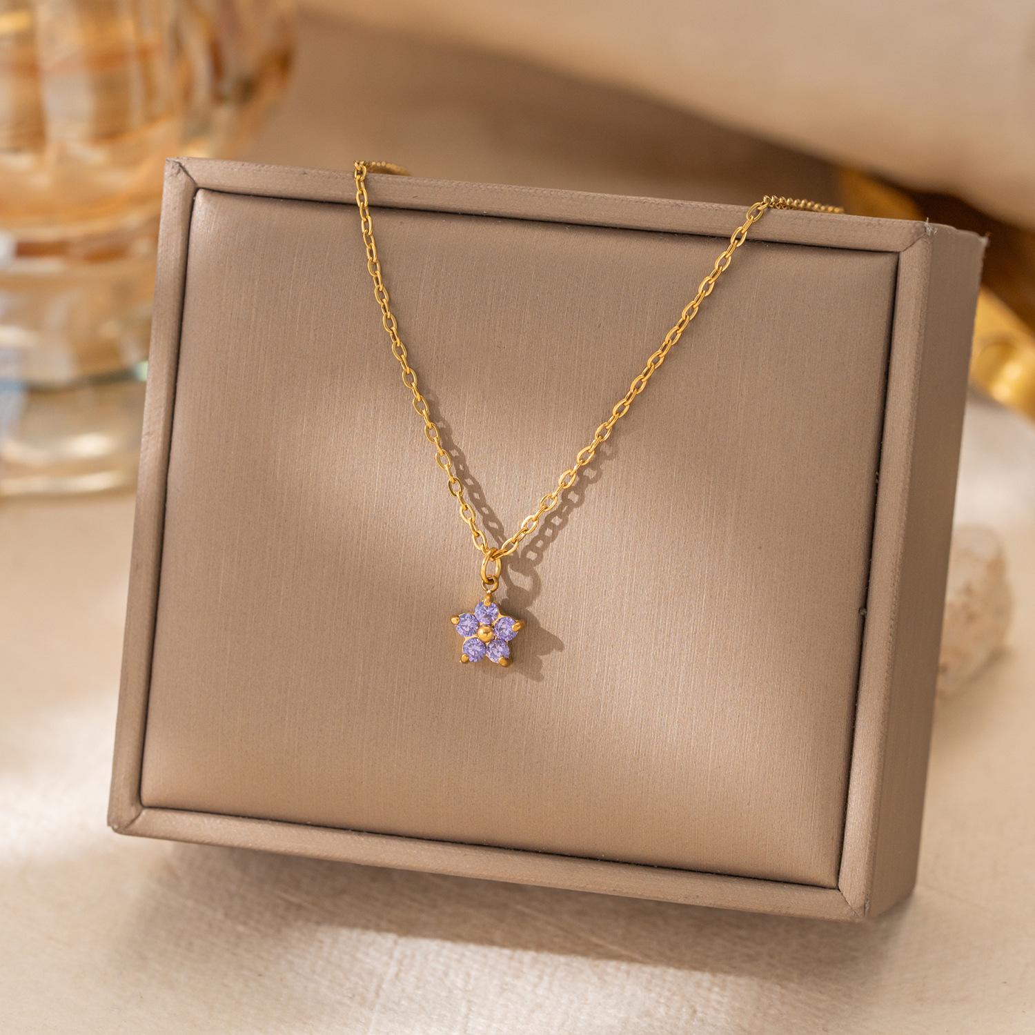 Korean Style Four-Leaf Clover Pendant Titanium Steel Necklace: Elegant, Fashionable, and Versatile for Women 18K фиолетовый