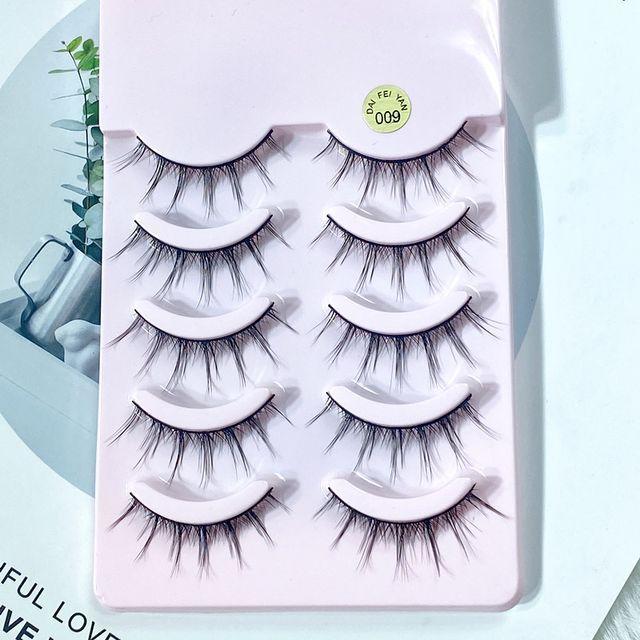Aimo - Set of 5 Pairs: Natural Crisscross False Eyelashes Black - One Size