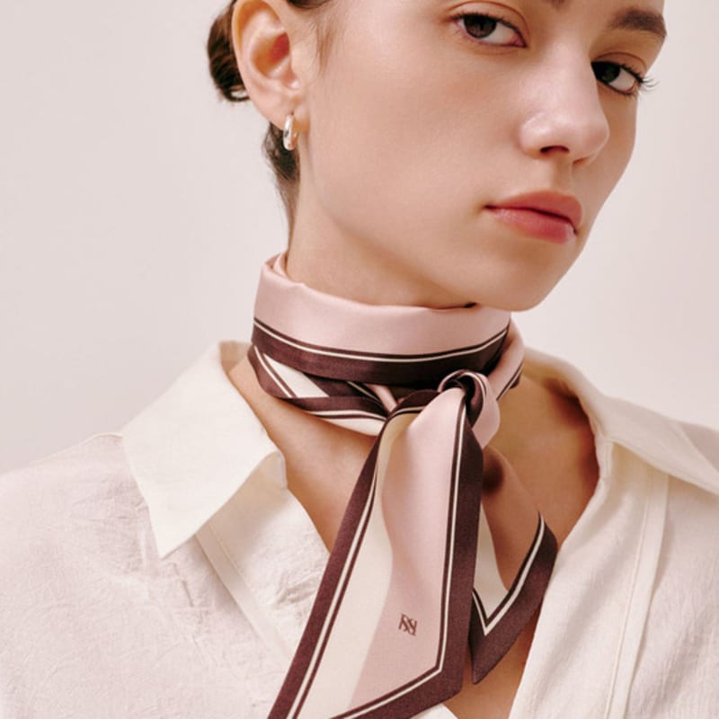 Saint Luxure Pierre Jean Brown