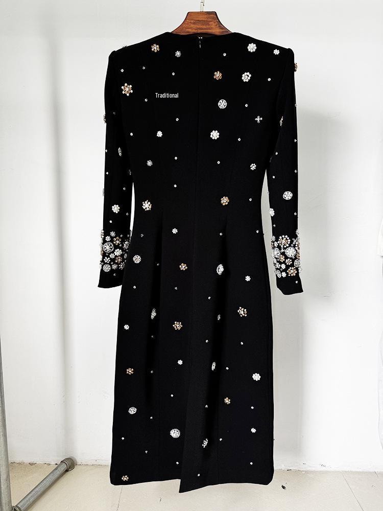 2026 European & American Celebrity Long-Sleeve Evening Gown with Heavy Beading & Rhinestones