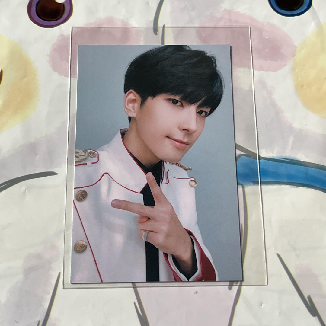 

[USED] Water Wonwoo CARAT ZONE IDEALCUT trading card Seventeen