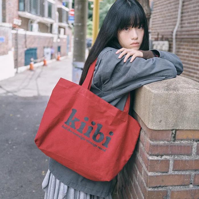 Big Pocket Shoulder Bag Red