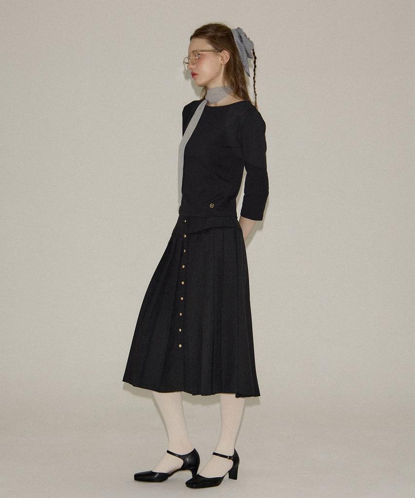 SALON DE YOHN Boat Neck Classic Tee_ Black
